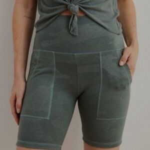 Aerie  Chill Pocket Bike Shorts